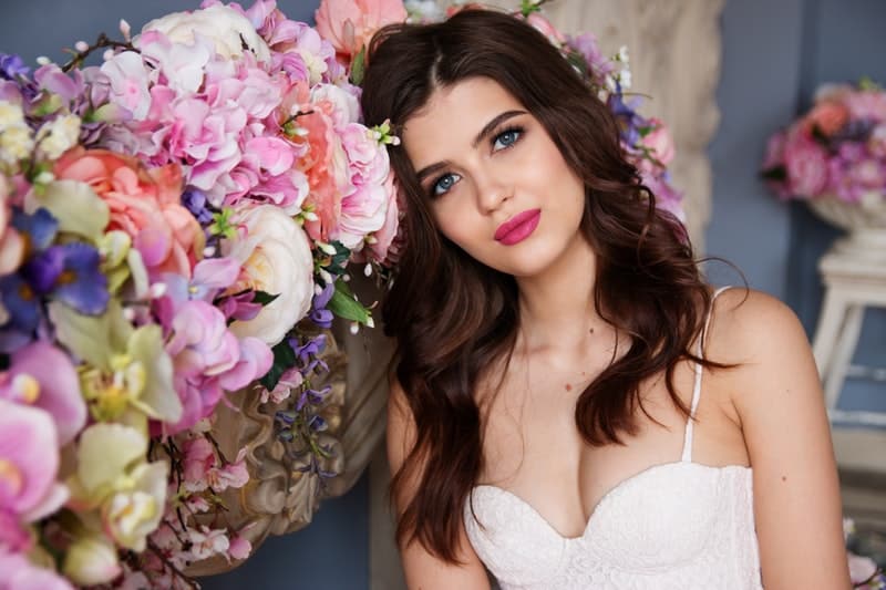 10 tips for the bride on how to look your very best on the big day, first off dress for your figure – Los Angeles Beauty Products